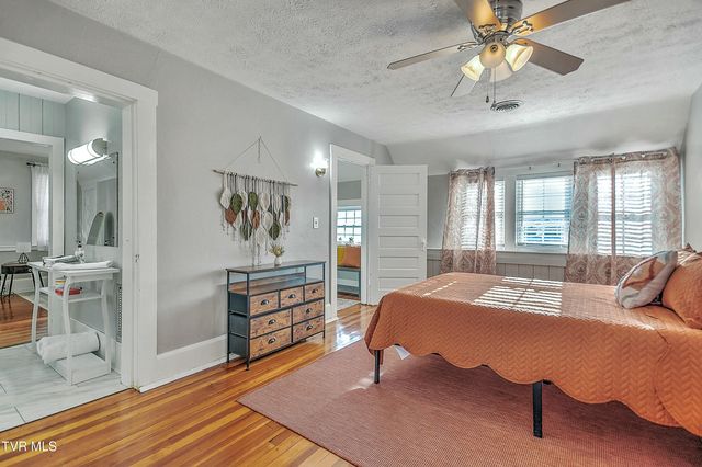 414 West Sullivan Street, Kingsport, TN 37660