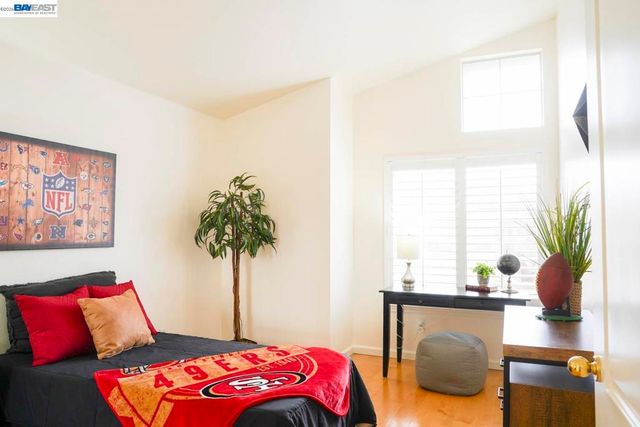 2235 Skyline Dr, Milpitas, CA 95035