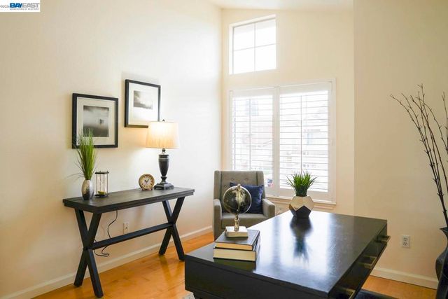 2235 Skyline Dr, Milpitas, CA 95035