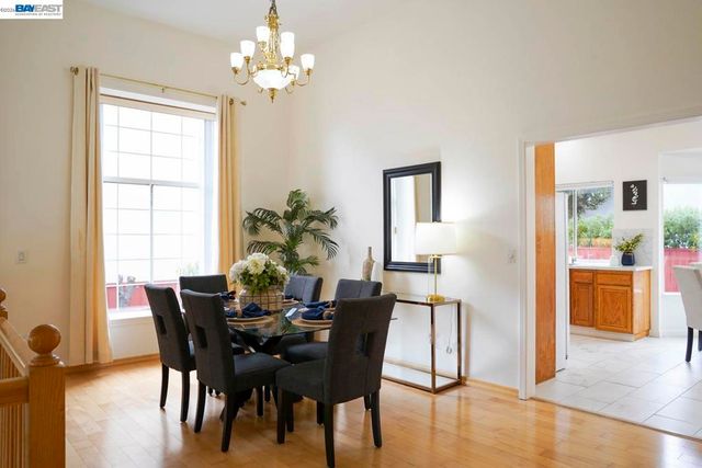 2235 Skyline Dr, Milpitas, CA 95035