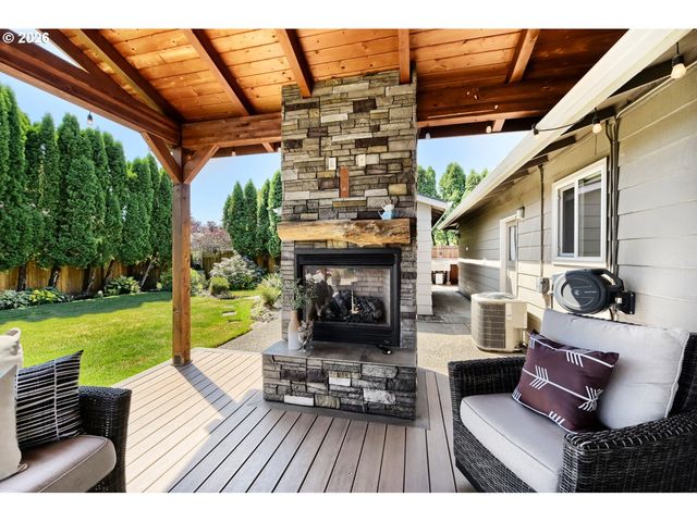 11874 Se LINWOOD Ave, Milwaukie, OR 97222