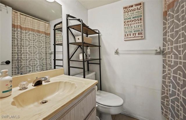 2079 Barkeley LN 6, Fort Myers, FL 33907