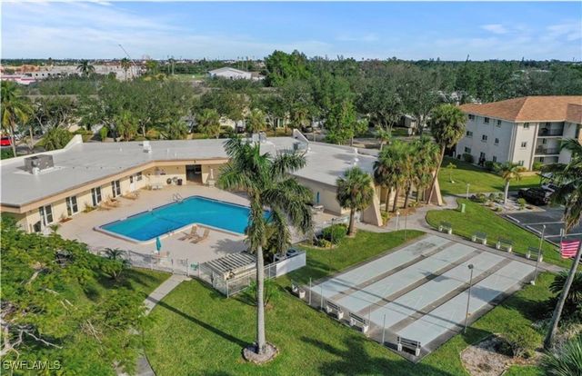 2079 Barkeley LN 6, Fort Myers, FL 33907