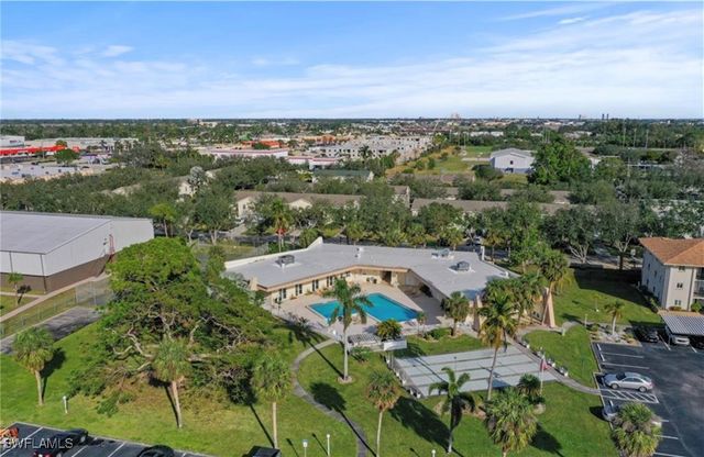 2079 Barkeley LN 6, Fort Myers, FL 33907