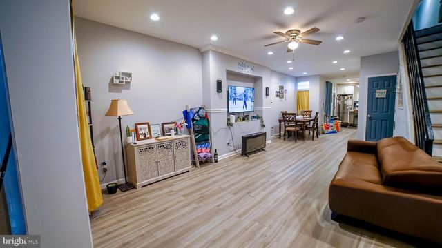 5635 N 10TH ST, Philadelphia, PA 19141