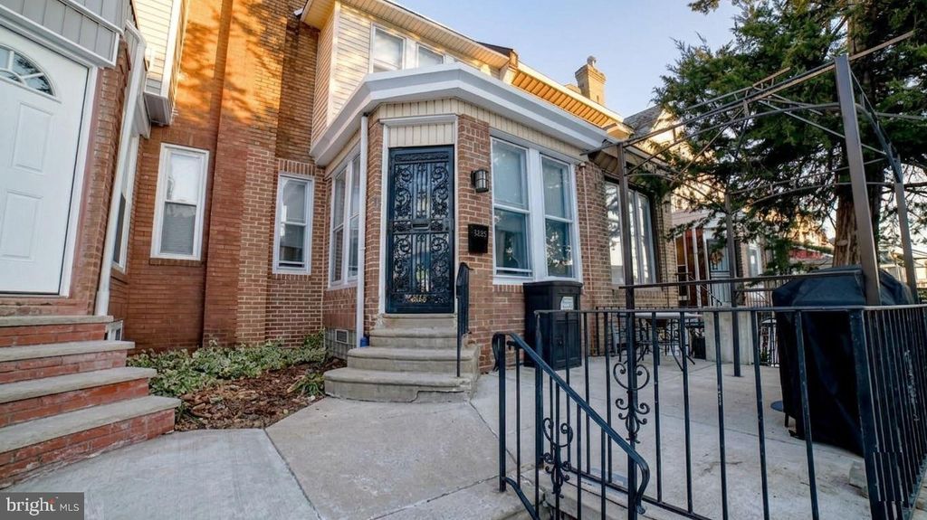 5635 N 10TH ST, Philadelphia, PA 19141