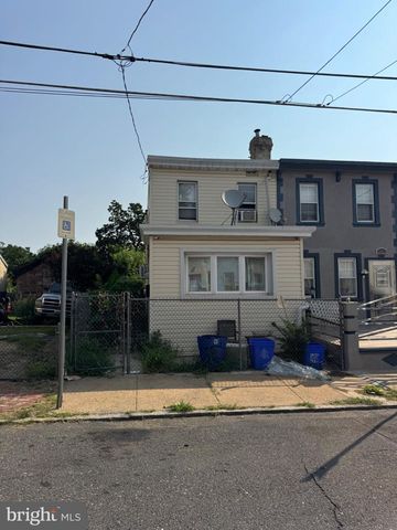 2021 PLUM ST, Philadelphia, PA 19124