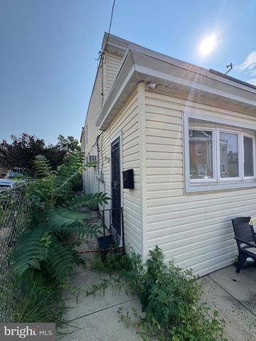 2021 PLUM ST, Philadelphia, PA 19124