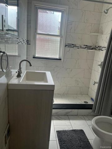 7411 Forrer Street, Detroit, MI 48228