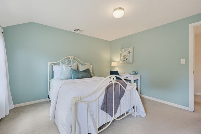 15 Calvin Rd, North Attleboro, MA 02760