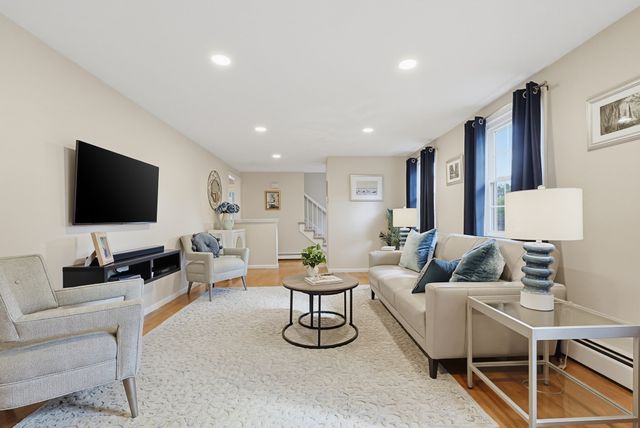 15 Calvin Rd, North Attleboro, MA 02760