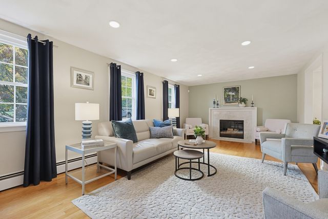 15 Calvin Rd, North Attleboro, MA 02760
