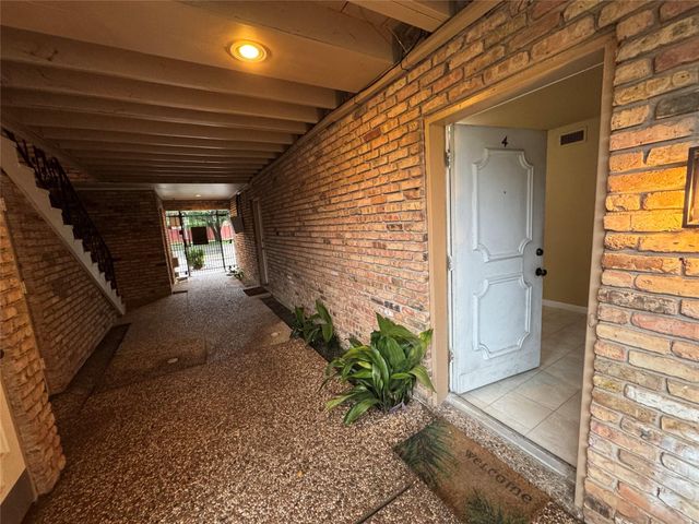 5353 Richmond Avenue 4, Houston, TX 77056