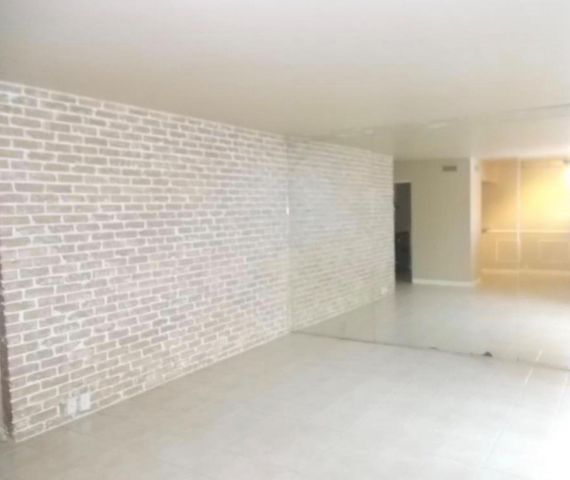 5353 Richmond Avenue 4, Houston, TX 77056