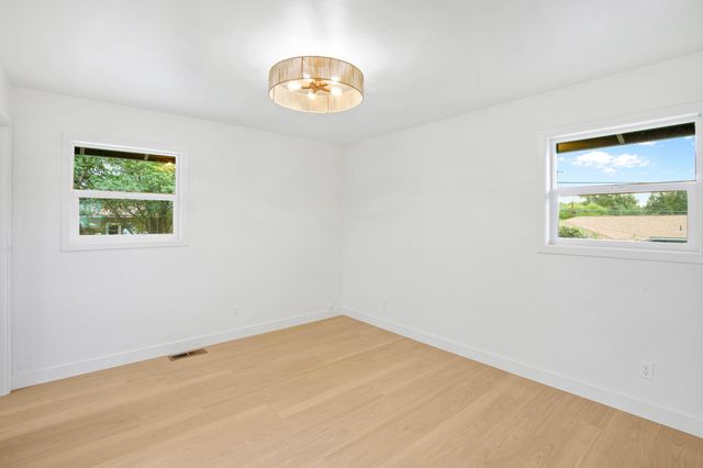 872 Morrison Avenue, Medford, OR 97504