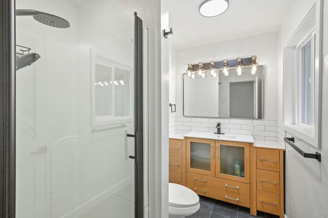 872 Morrison Avenue, Medford, OR 97504