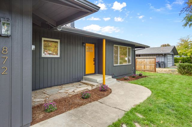 872 Morrison Avenue, Medford, OR 97504