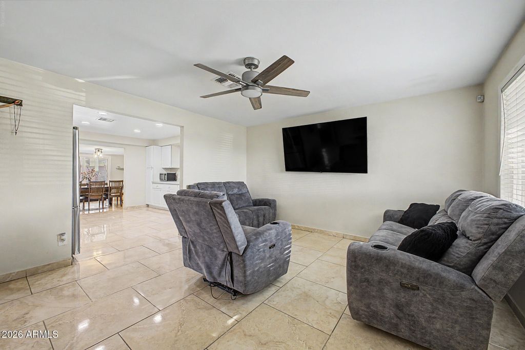 4657 N 79TH Drive, Phoenix, AZ 85033 — photo 5
