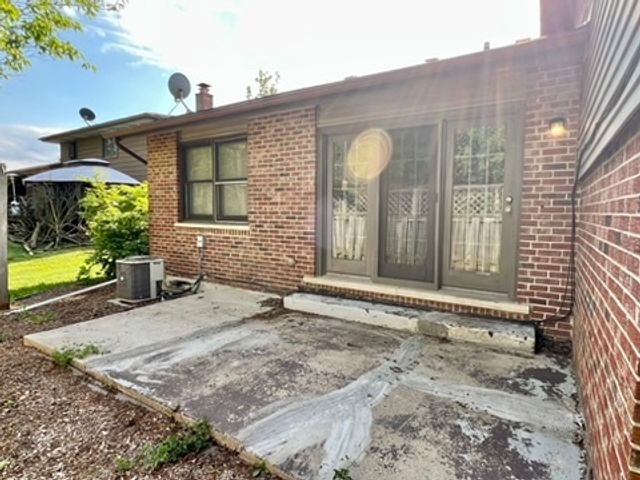 807 VIOLET Lane, Matteson, IL 60443