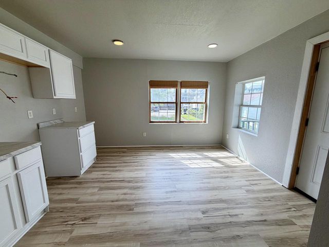 3633 E Martin AVENUE, Cudahy, WI 53110