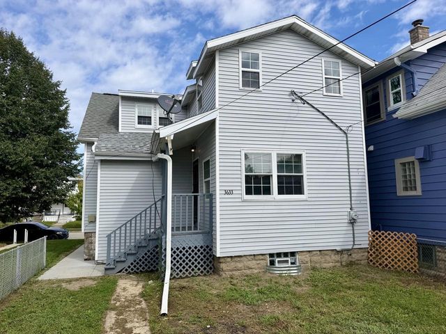 3633 E Martin AVENUE, Cudahy, WI 53110