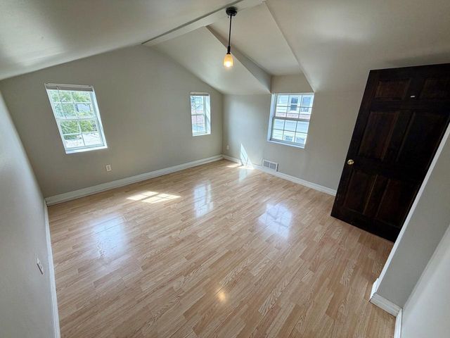 3633 E Martin AVENUE, Cudahy, WI 53110