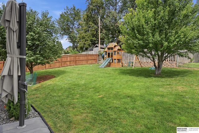 4917 N 106th Street, Omaha, NE 68134