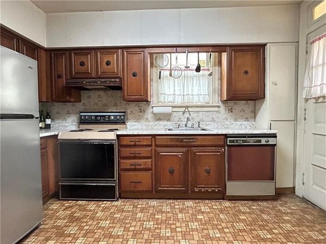 1803 Monongahela Avenue, Swissvale, PA 15218