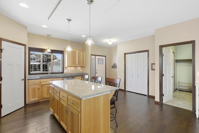 6719 Palm Street, Hugo, MN 55038