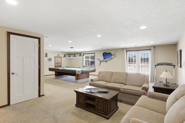 6719 Palm Street, Hugo, MN 55038