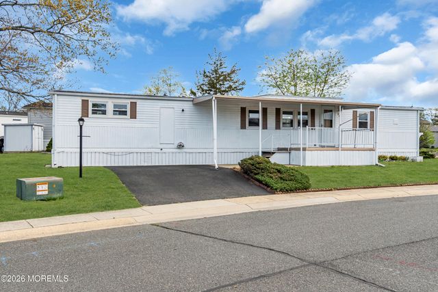 845 Anvil Way, Toms River, NJ 08755