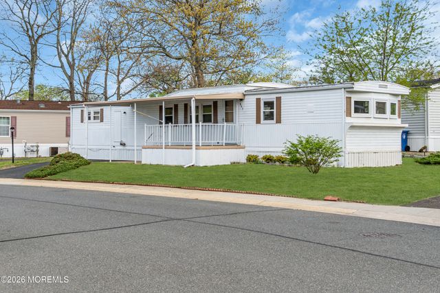 845 Anvil Way, Toms River, NJ 08755