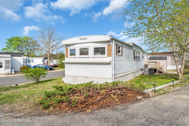 845 Anvil Way, Toms River, NJ 08755