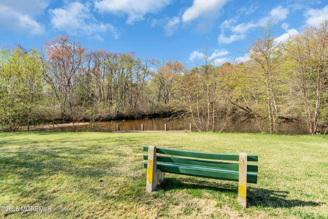 845 Anvil Way, Toms River, NJ 08755