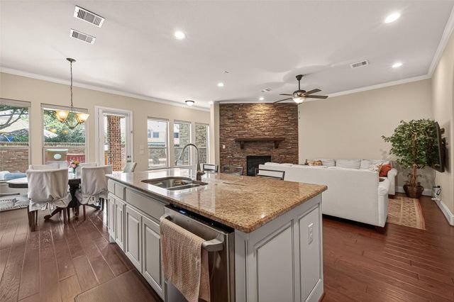 2029 Arrowood Glen Drive, Houston, TX 77077