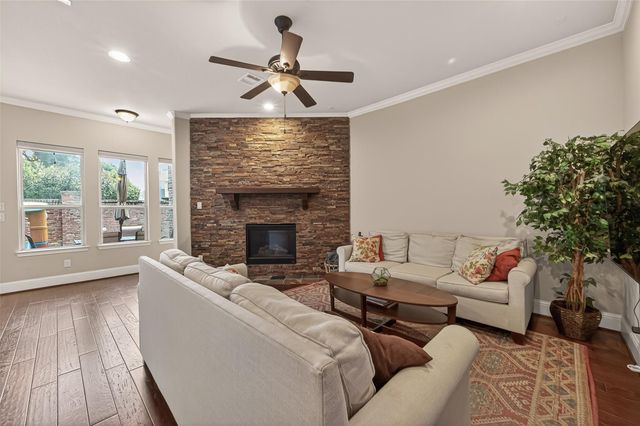 2029 Arrowood Glen Drive, Houston, TX 77077