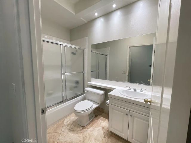 7248 Whitehall Lane, West Hills, CA 91307