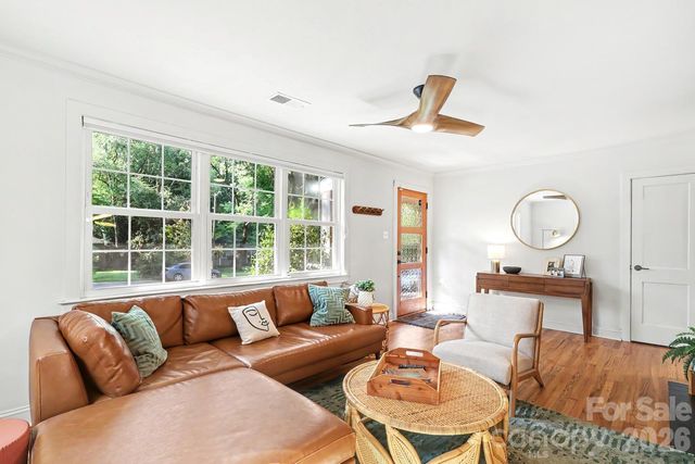 1333 Cortland Road E, Charlotte, NC 28209