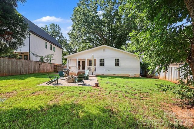 1333 Cortland Road E, Charlotte, NC 28209