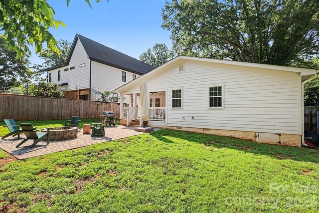 1333 Cortland Road E, Charlotte, NC 28209