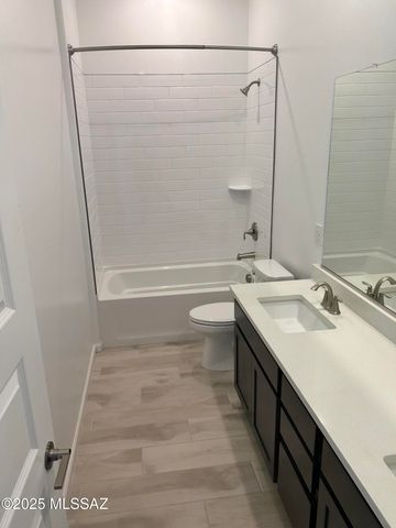 13985 N Crooked Creek Drive, Marana, AZ 85658