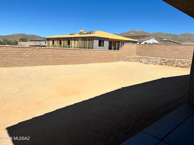 13985 N Crooked Creek Drive, Marana, AZ 85658