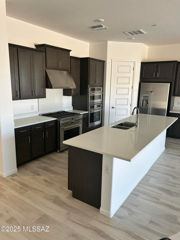 13985 N Crooked Creek Drive, Marana, AZ 85658