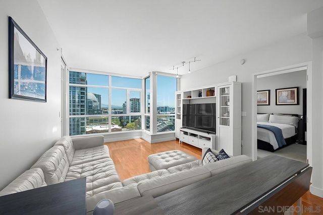 325 7th Avenue 1102, San Diego, CA 92101