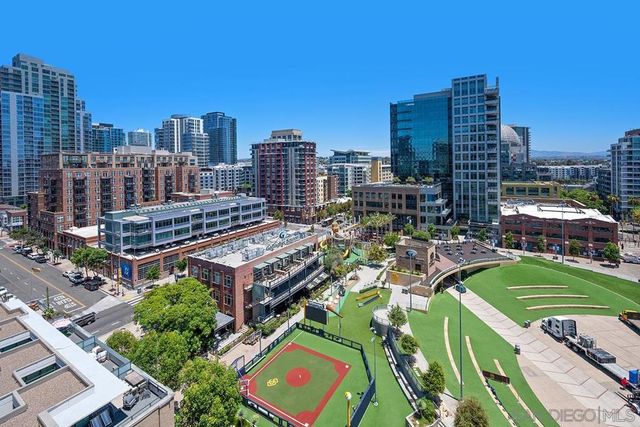 325 7th Avenue 1102, San Diego, CA 92101