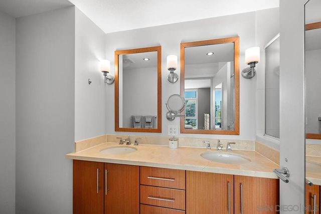 325 7th Avenue 1102, San Diego, CA 92101