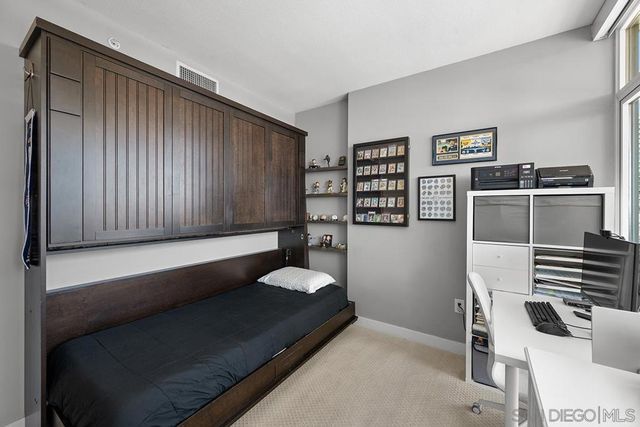325 7th Avenue 1102, San Diego, CA 92101