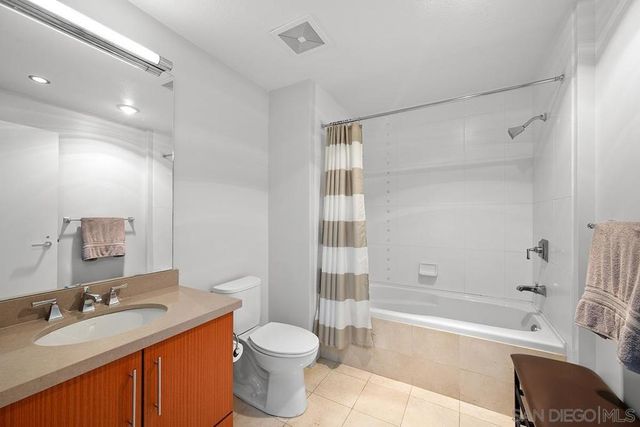 325 7th Avenue 1102, San Diego, CA 92101
