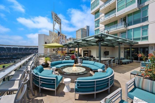 325 7th Avenue 1102, San Diego, CA 92101