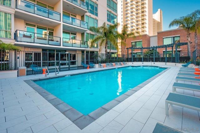 325 7th Avenue 1102, San Diego, CA 92101